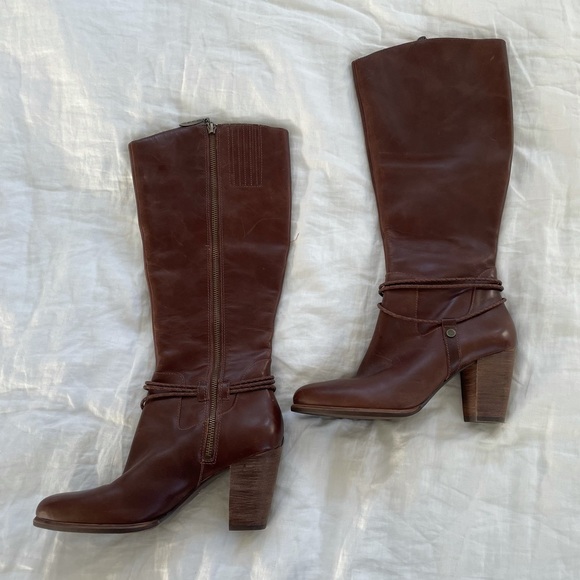 Ugg Neoma Brown Boot NWOT - Picture 5 of 8
